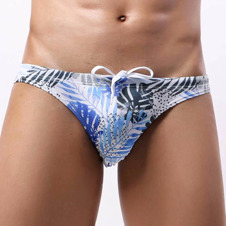 Men's Low-Rise Swim Trunks Briefs - Smooth Quick-Dry Swimwear for Comfort & Style - Generic