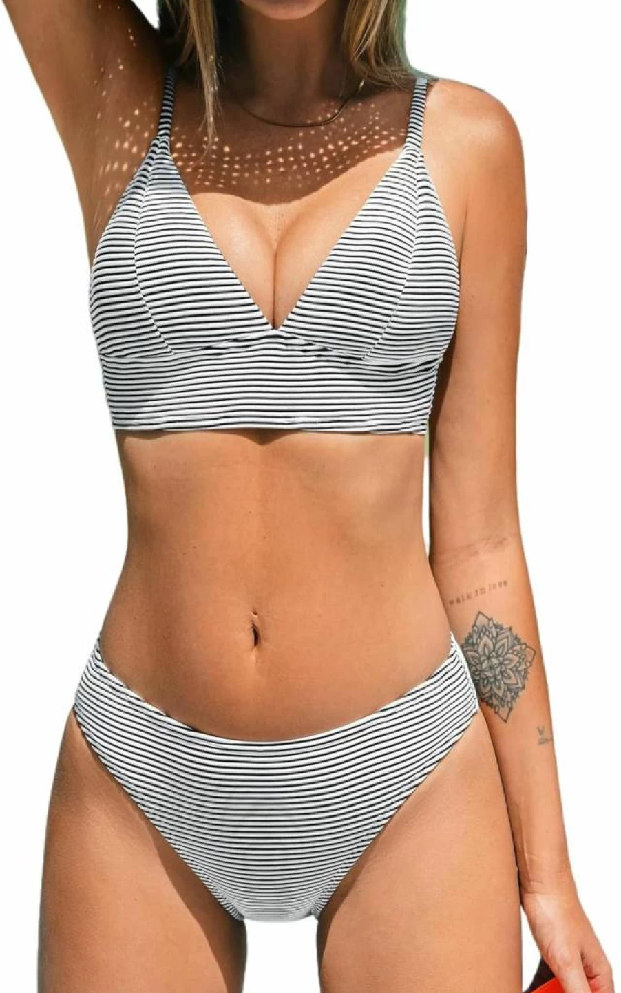 CUPSHE Women's Solid Color Sexy Triangle Bikini Set Two Piece Swimsuit